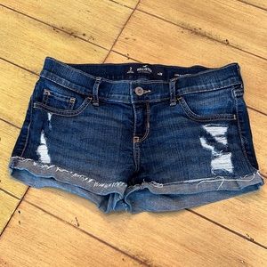Hollister Low Rise Short Shorts